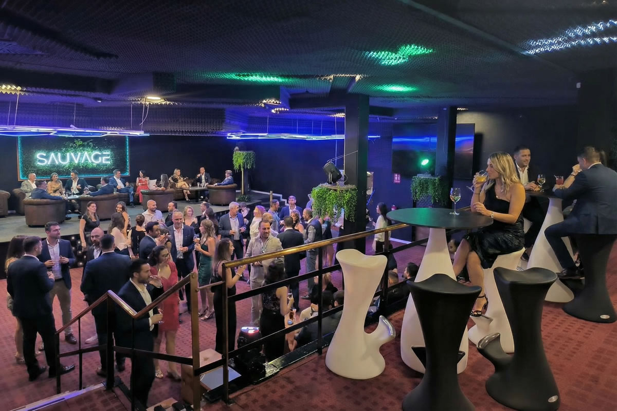 Sauvage Swinger Club